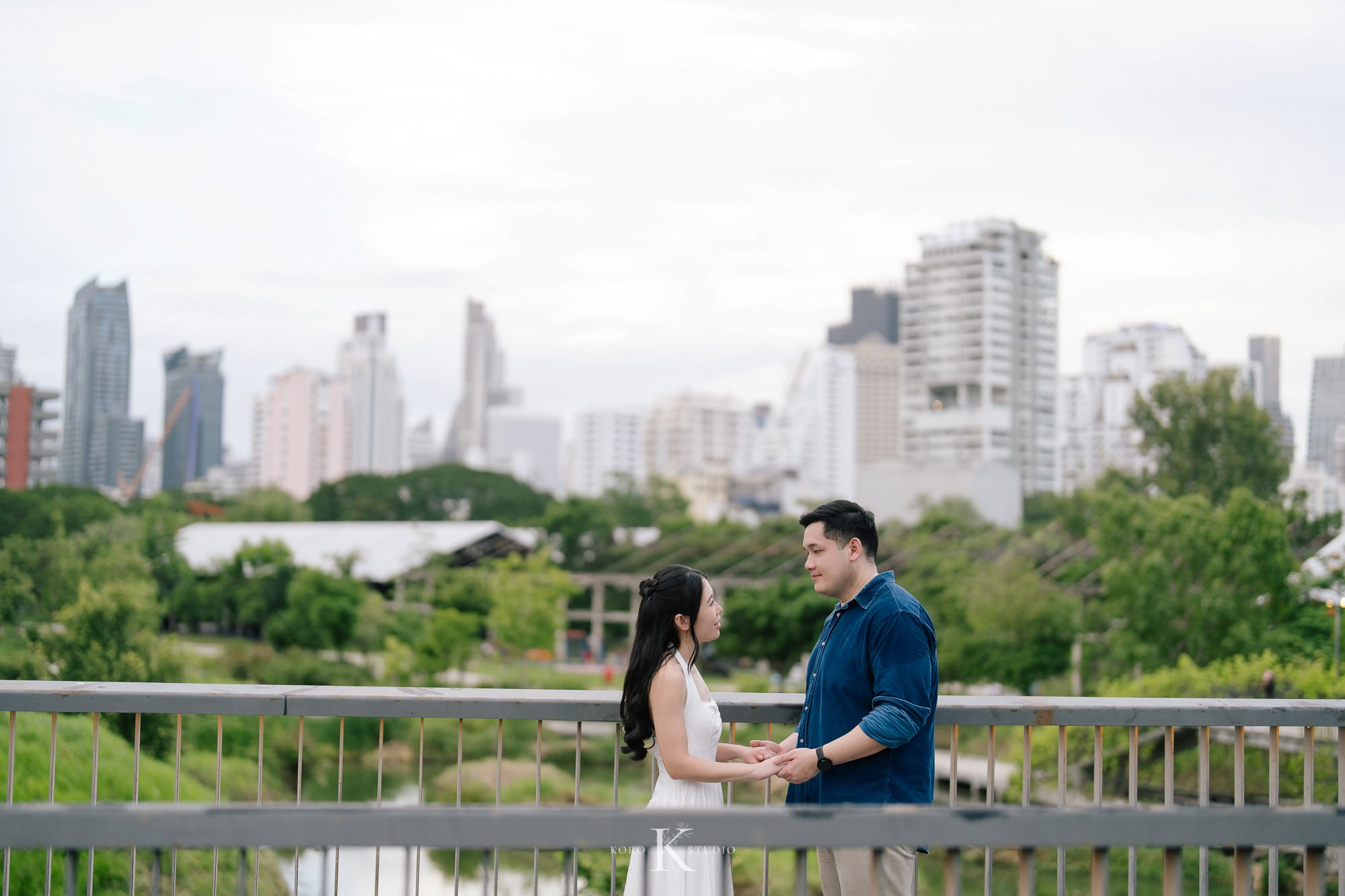 Bangkok Pre Wedding: Alison & Karl at Wat Pho & Benjakitti Park 212 benjakitti park pre wedding alison karl bangkok 212 Bangkok Pre Wedding: Alison & Karl at Wat Pho & Benjakitti Park