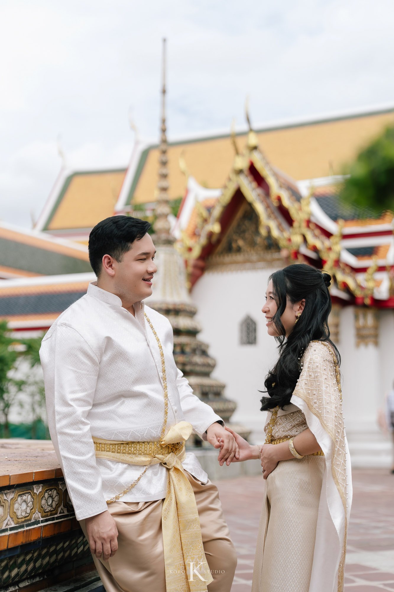 Bangkok Pre Wedding: Alison & Karl at Wat Pho & Benjakitti Park 22 benjakitti park pre wedding alison karl bangkok 22 Bangkok Pre Wedding: Alison & Karl at Wat Pho & Benjakitti Park