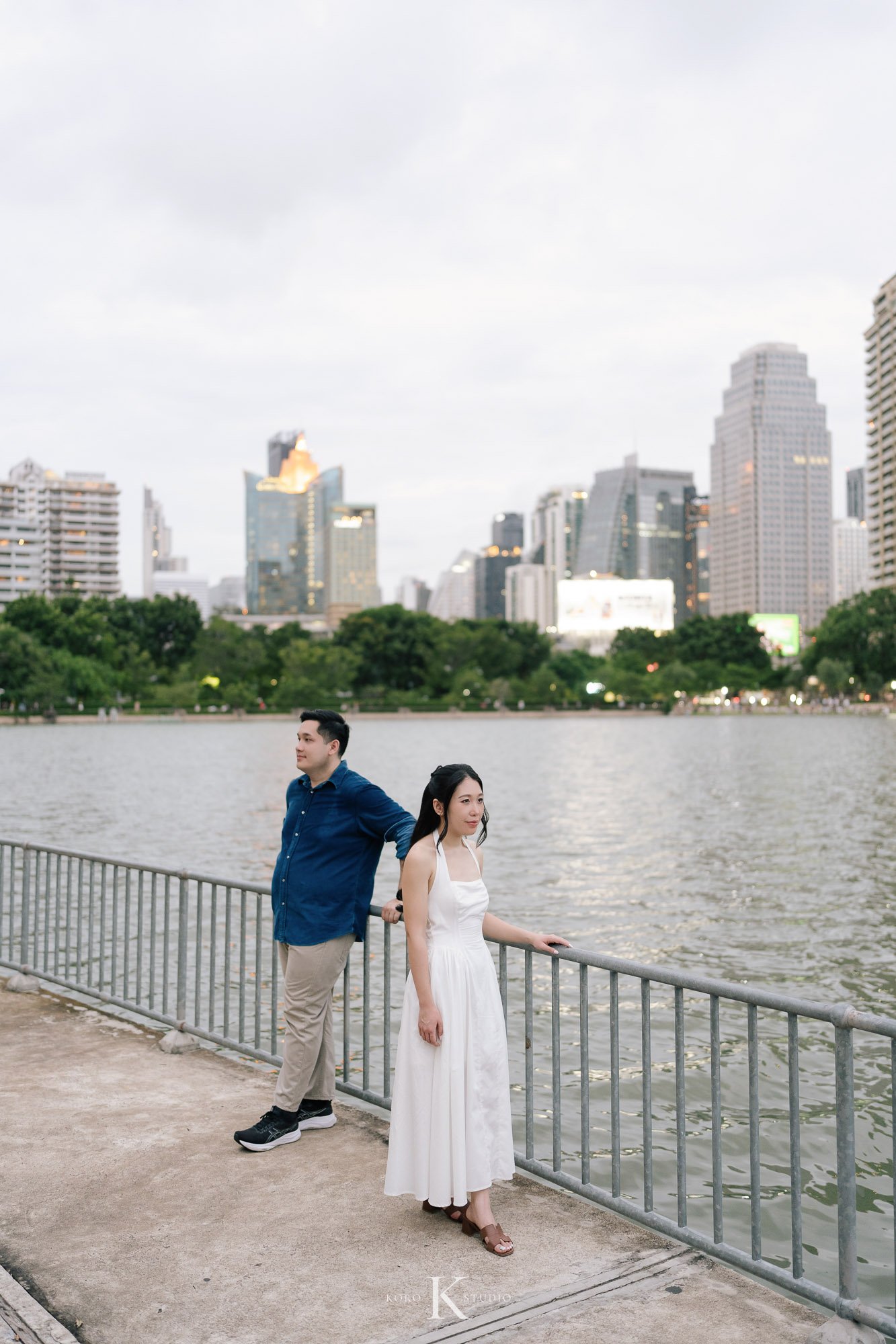 Bangkok Pre Wedding: Alison & Karl at Wat Pho & Benjakitti Park 227 benjakitti park pre wedding alison karl bangkok 227 Bangkok Pre Wedding: Alison & Karl at Wat Pho & Benjakitti Park