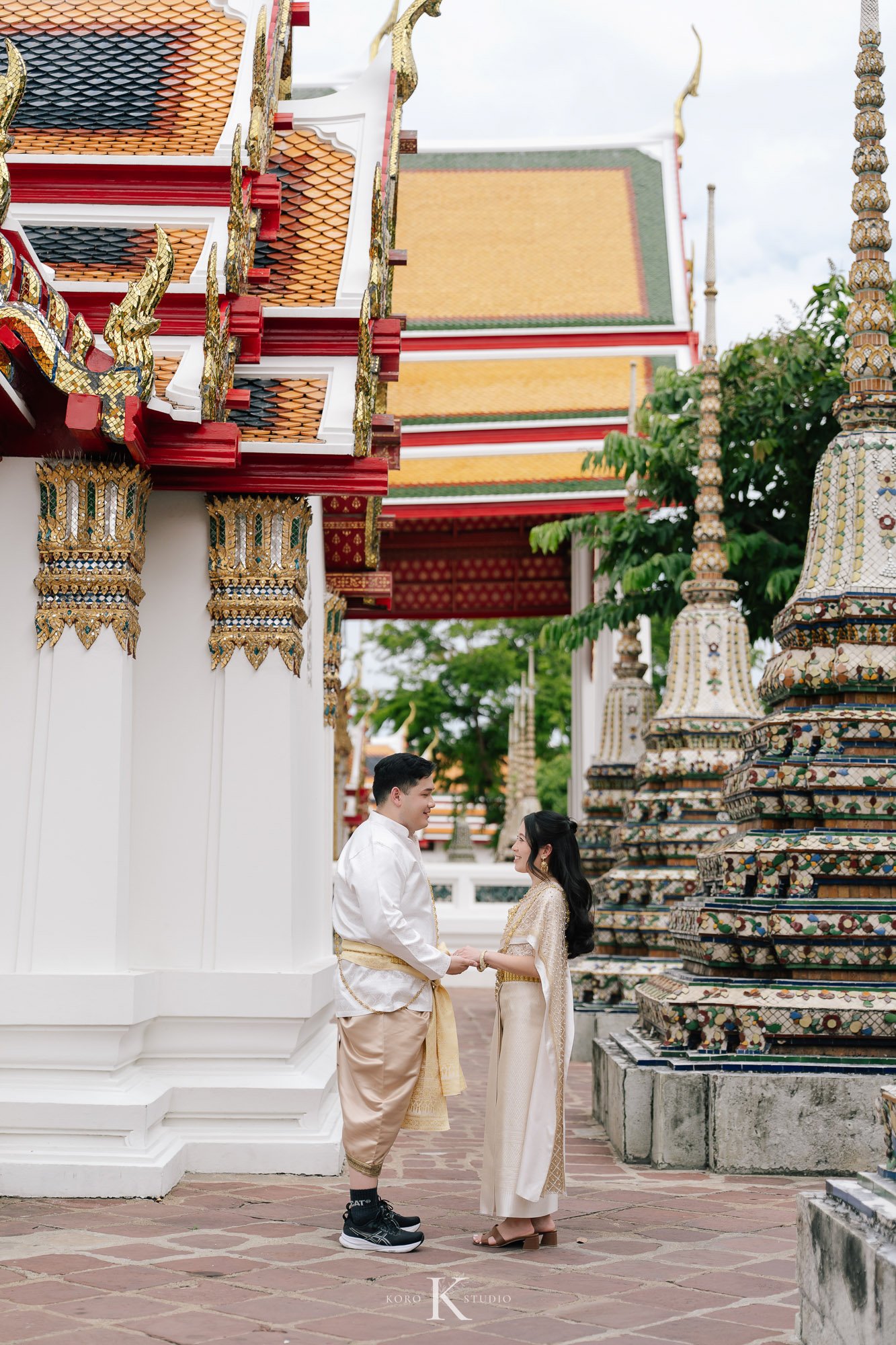 Bangkok Pre Wedding: Alison & Karl at Wat Pho & Benjakitti Park 33 benjakitti park pre wedding alison karl bangkok 33 Bangkok Pre Wedding: Alison & Karl at Wat Pho & Benjakitti Park