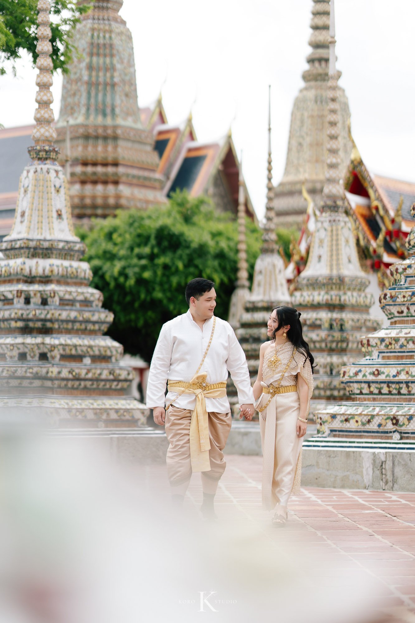 Bangkok Pre Wedding: Alison & Karl at Wat Pho & Benjakitti Park 49 benjakitti park pre wedding alison karl bangkok 49 Bangkok Pre Wedding: Alison & Karl at Wat Pho & Benjakitti Park