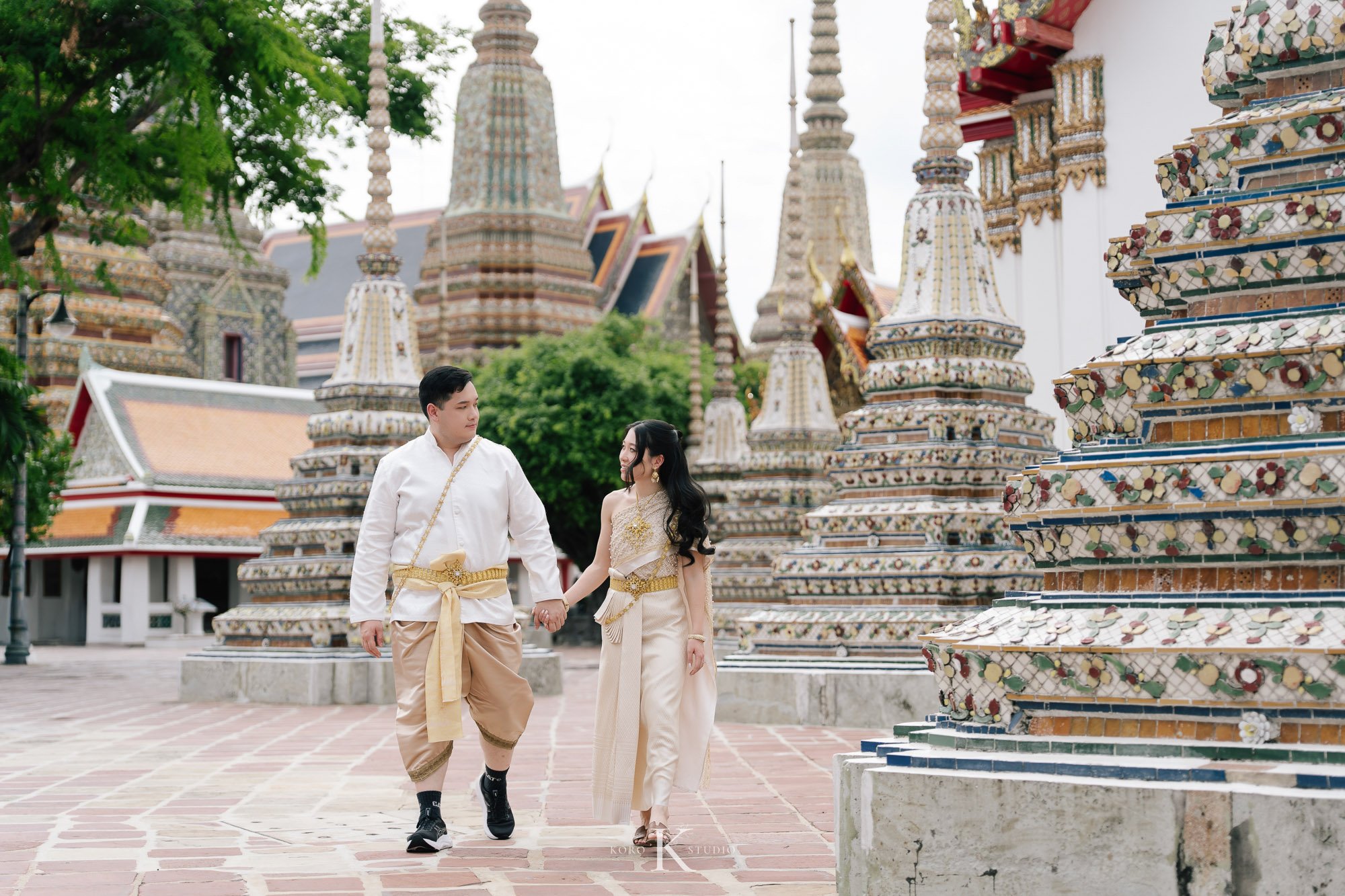 Bangkok Pre Wedding: Alison & Karl at Wat Pho & Benjakitti Park 50 benjakitti park pre wedding alison karl bangkok 50 Bangkok Pre Wedding: Alison & Karl at Wat Pho & Benjakitti Park