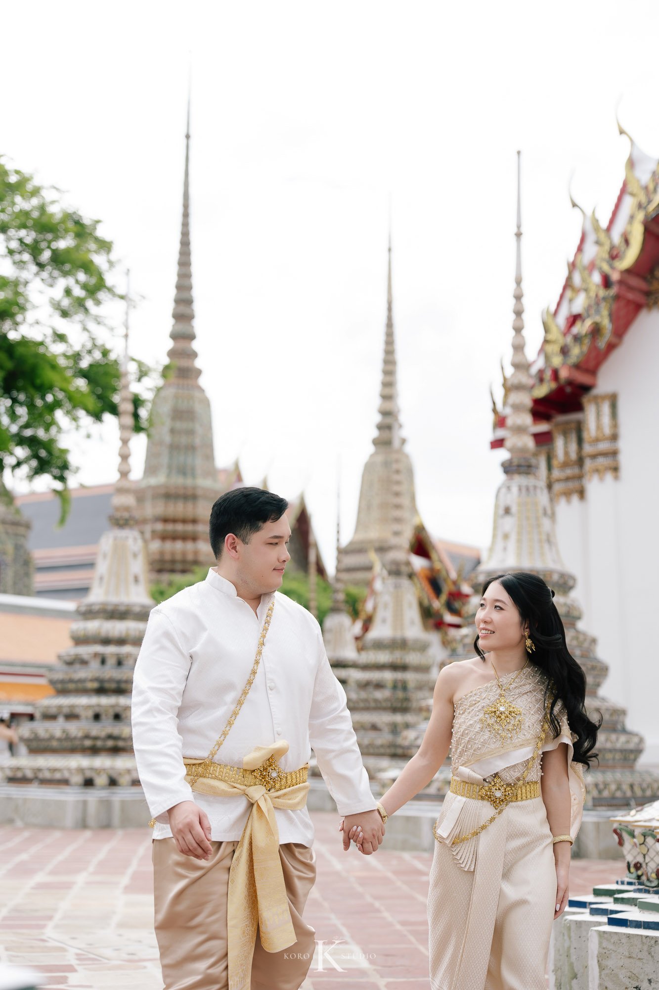 Bangkok Pre Wedding: Alison & Karl at Wat Pho & Benjakitti Park 52 benjakitti park pre wedding alison karl bangkok 52 Bangkok Pre Wedding: Alison & Karl at Wat Pho & Benjakitti Park