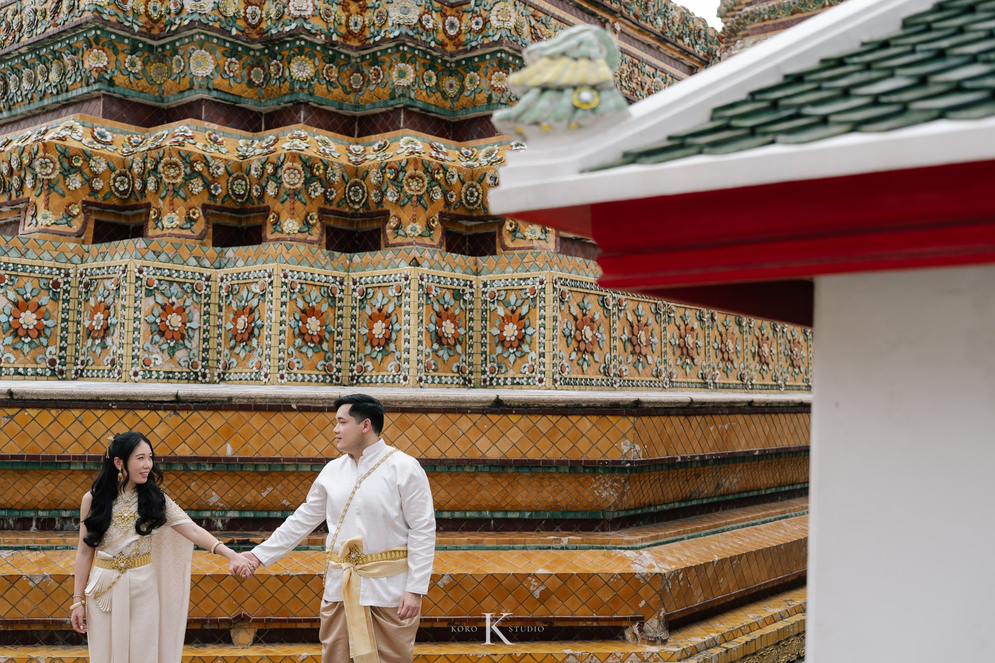 Bangkok Pre Wedding: Alison & Karl at Wat Pho & Benjakitti Park 56 benjakitti park pre wedding alison karl bangkok 56 Bangkok Pre Wedding: Alison & Karl at Wat Pho & Benjakitti Park