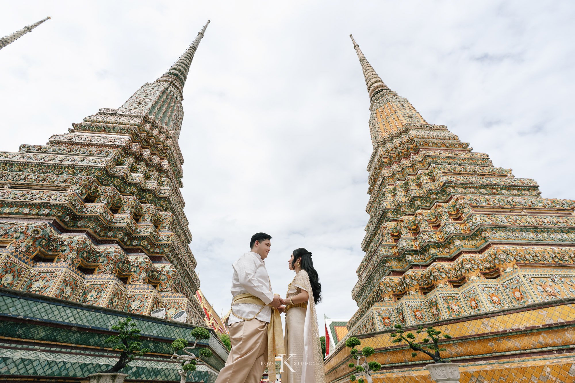 Bangkok Pre Wedding: Alison & Karl at Wat Pho & Benjakitti Park 64 benjakitti park pre wedding alison karl bangkok 64 Bangkok Pre Wedding: Alison & Karl at Wat Pho & Benjakitti Park