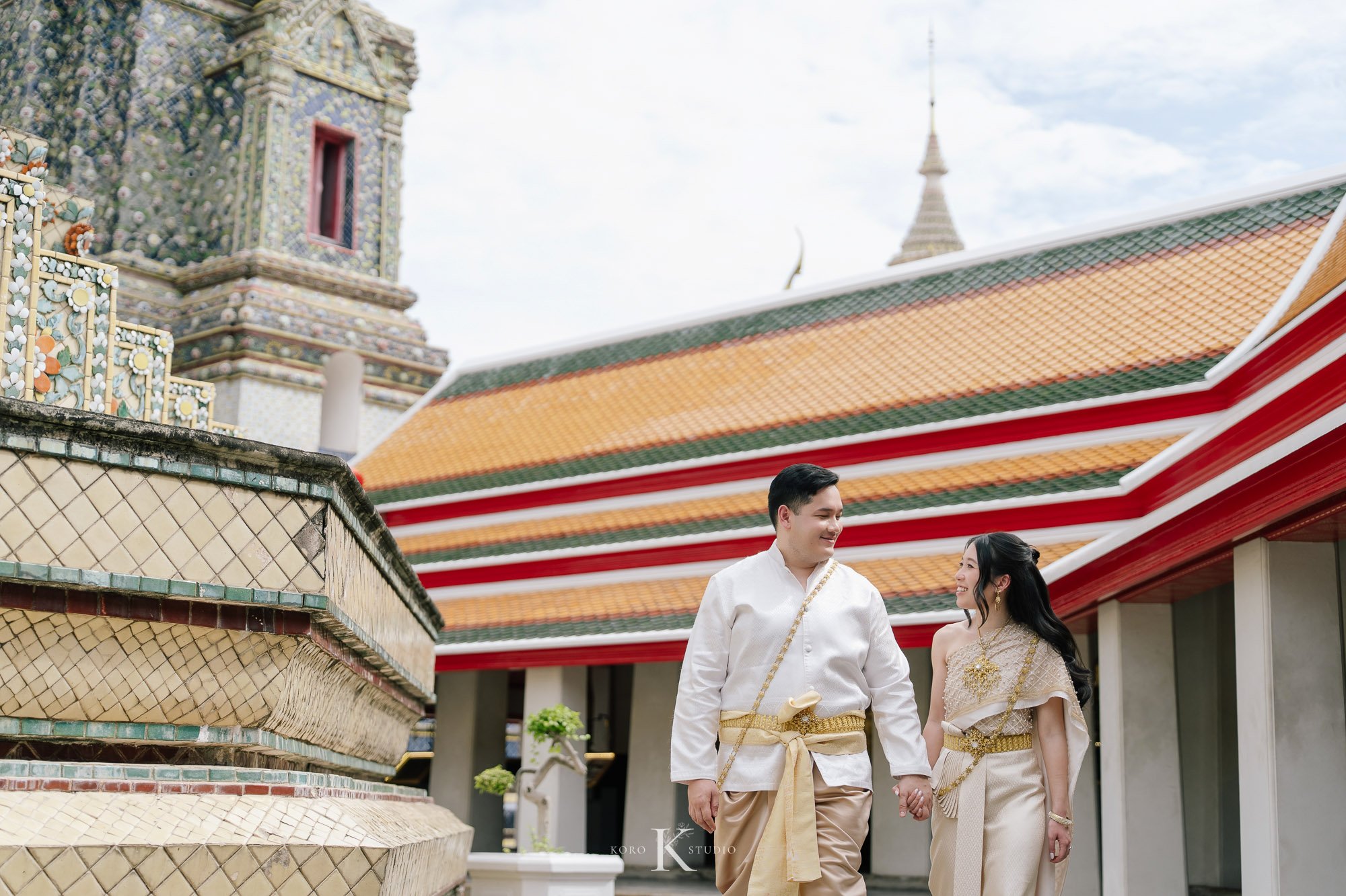 Bangkok Pre Wedding: Alison & Karl at Wat Pho & Benjakitti Park 68 benjakitti park pre wedding alison karl bangkok 68 Bangkok Pre Wedding: Alison & Karl at Wat Pho & Benjakitti Park