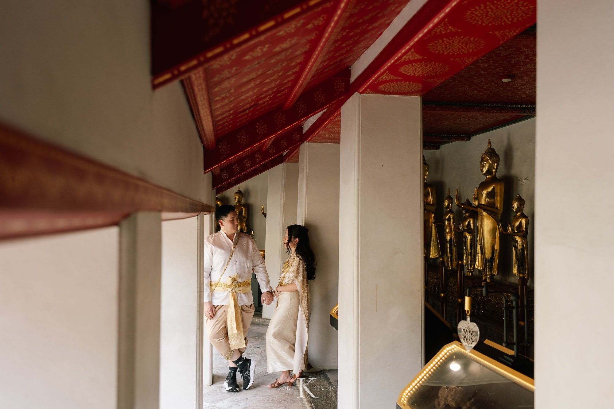 Bangkok Pre Wedding: Alison & Karl at Wat Pho & Benjakitti Park 70 benjakitti park pre wedding alison karl bangkok 70 Bangkok Pre Wedding: Alison & Karl at Wat Pho & Benjakitti Park