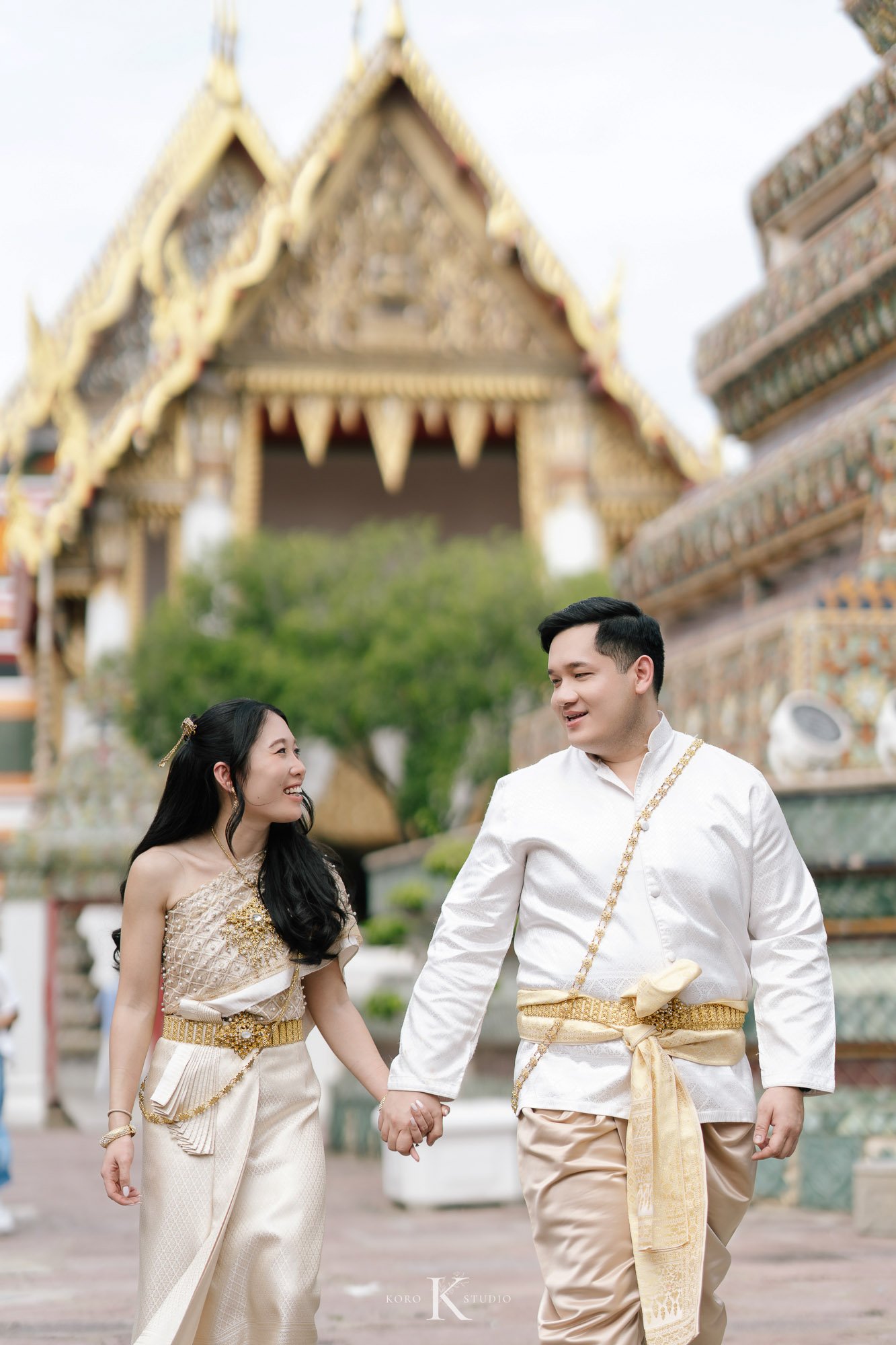 Bangkok Pre Wedding: Alison & Karl at Wat Pho & Benjakitti Park 79 benjakitti park pre wedding alison karl bangkok 79 Bangkok Pre Wedding: Alison & Karl at Wat Pho & Benjakitti Park