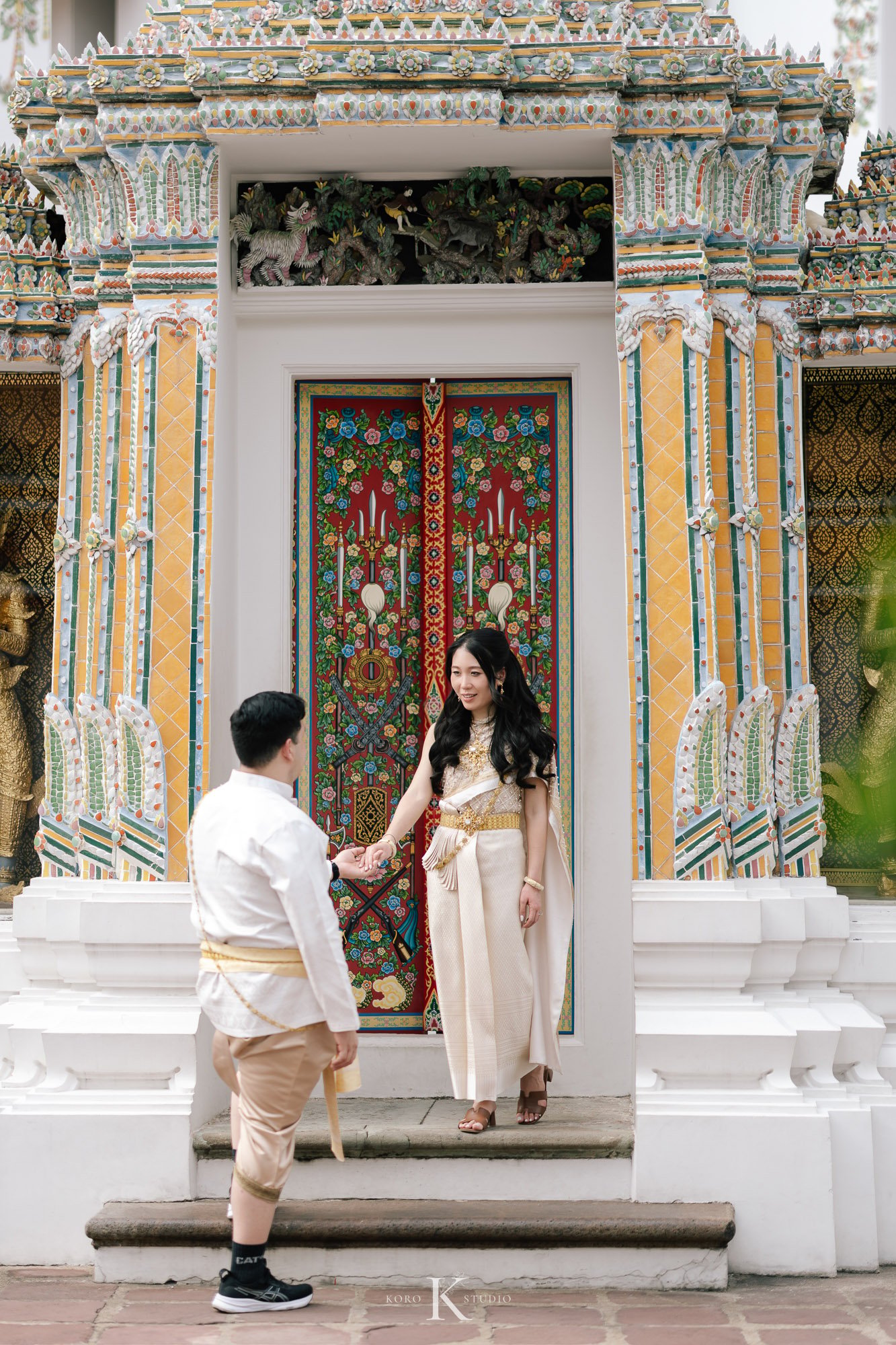 Bangkok Pre Wedding: Alison & Karl at Wat Pho & Benjakitti Park 90 benjakitti park pre wedding alison karl bangkok 90 Bangkok Pre Wedding: Alison & Karl at Wat Pho & Benjakitti Park