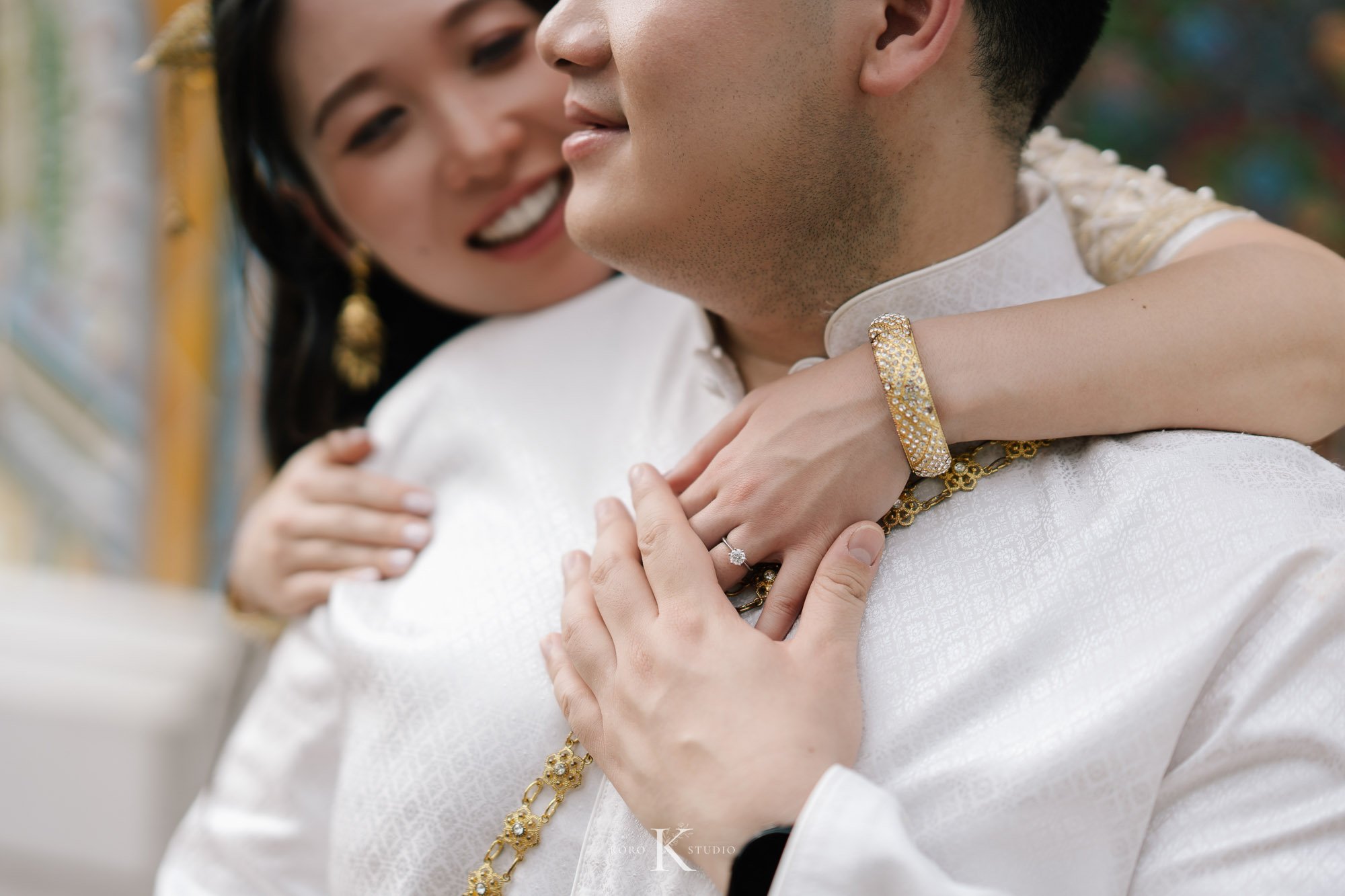 Bangkok Pre Wedding: Alison & Karl at Wat Pho & Benjakitti Park 92 benjakitti park pre wedding alison karl bangkok 92 Bangkok Pre Wedding: Alison & Karl at Wat Pho & Benjakitti Park