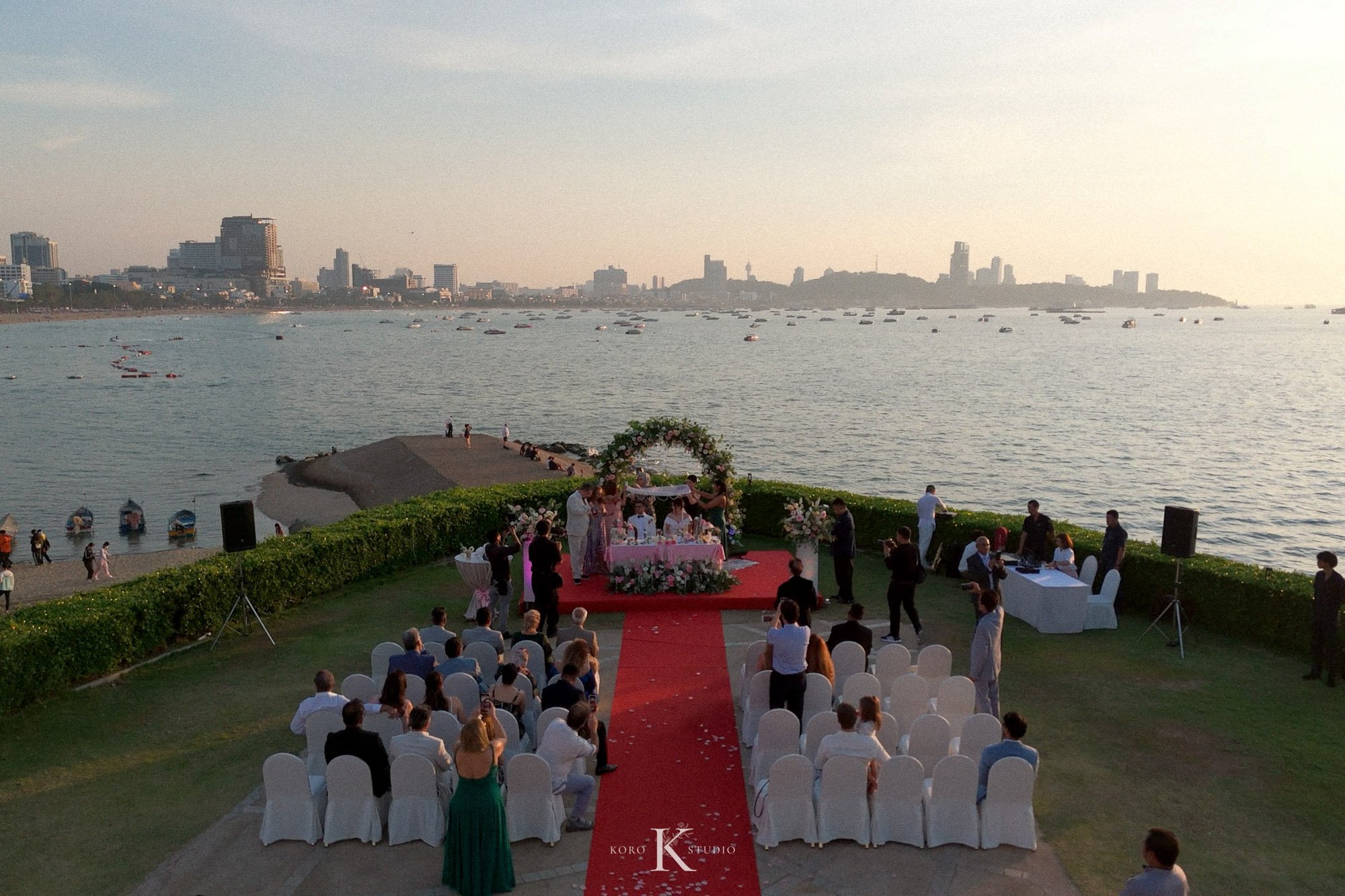 Dusit Thani Pattaya Hotel Wedding | Nafiseh & Ron 114 dusit thani pattaya hotel wedding nafiseh ron 114 Dusit Thani Pattaya Hotel Wedding | Nafiseh & Ron