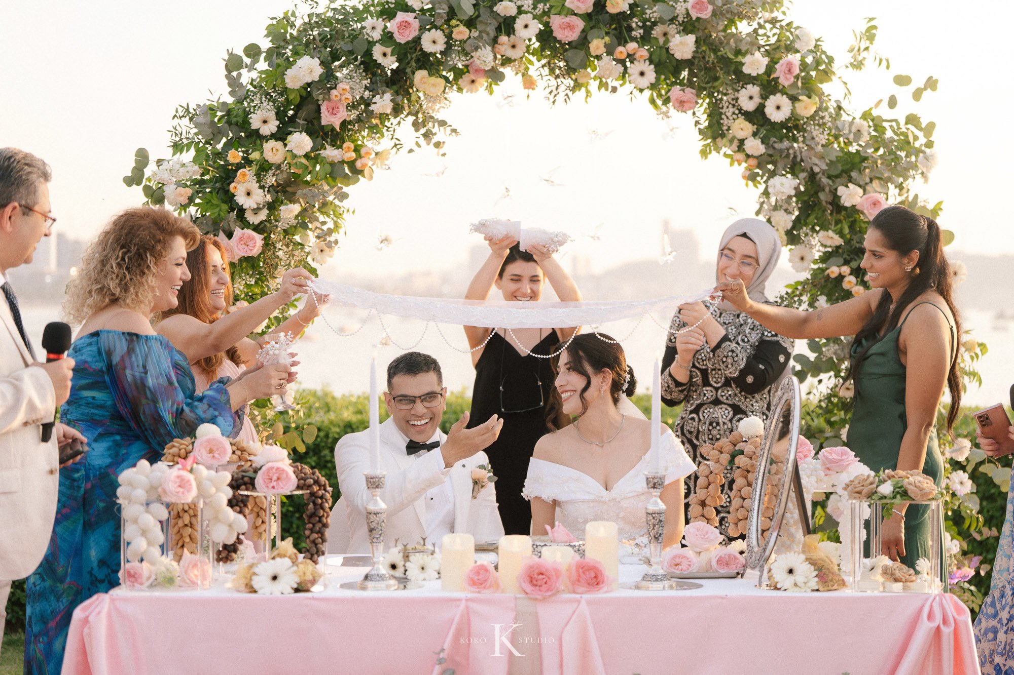 Dusit Thani Pattaya Hotel Wedding | Nafiseh & Ron 119 dusit thani pattaya hotel wedding nafiseh ron 119 Dusit Thani Pattaya Hotel Wedding | Nafiseh & Ron