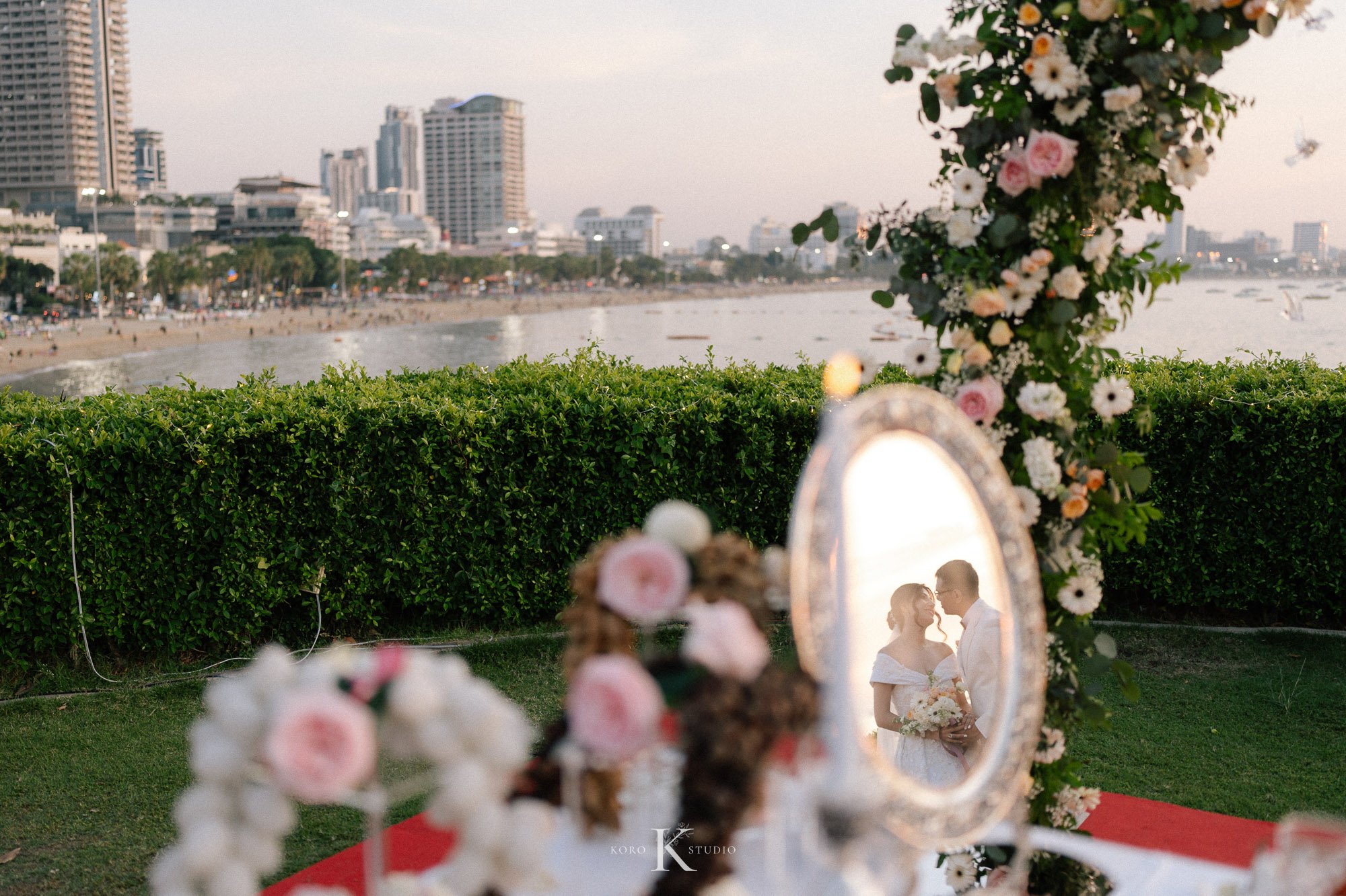 Dusit Thani Pattaya Hotel Wedding | Nafiseh & Ron 156 dusit thani pattaya hotel wedding nafiseh ron 156 Dusit Thani Pattaya Hotel Wedding | Nafiseh & Ron