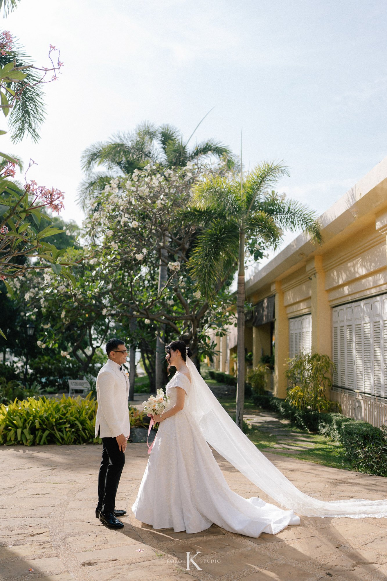 Dusit Thani Pattaya Hotel Wedding | Nafiseh & Ron 60 dusit thani pattaya hotel wedding nafiseh ron 60 Dusit Thani Pattaya Hotel Wedding | Nafiseh & Ron