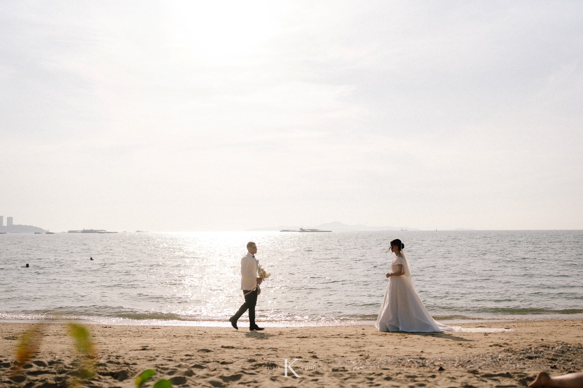 Dusit Thani Pattaya Hotel Wedding | Nafiseh & Ron 70 dusit thani pattaya hotel wedding nafiseh ron 70 Dusit Thani Pattaya Hotel Wedding | Nafiseh & Ron