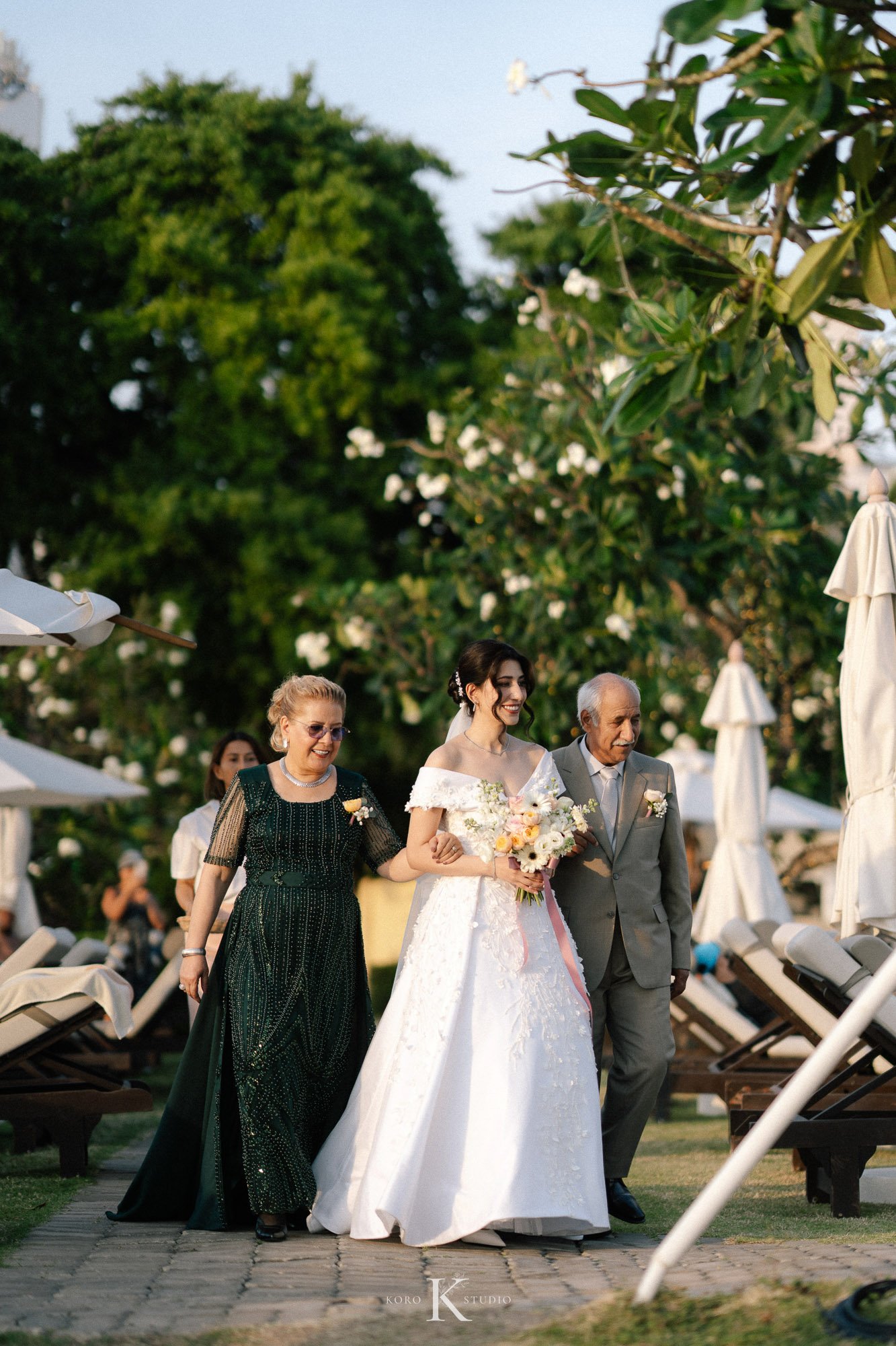 Dusit Thani Pattaya Hotel Wedding | Nafiseh & Ron 91 dusit thani pattaya hotel wedding nafiseh ron 91 Dusit Thani Pattaya Hotel Wedding | Nafiseh & Ron