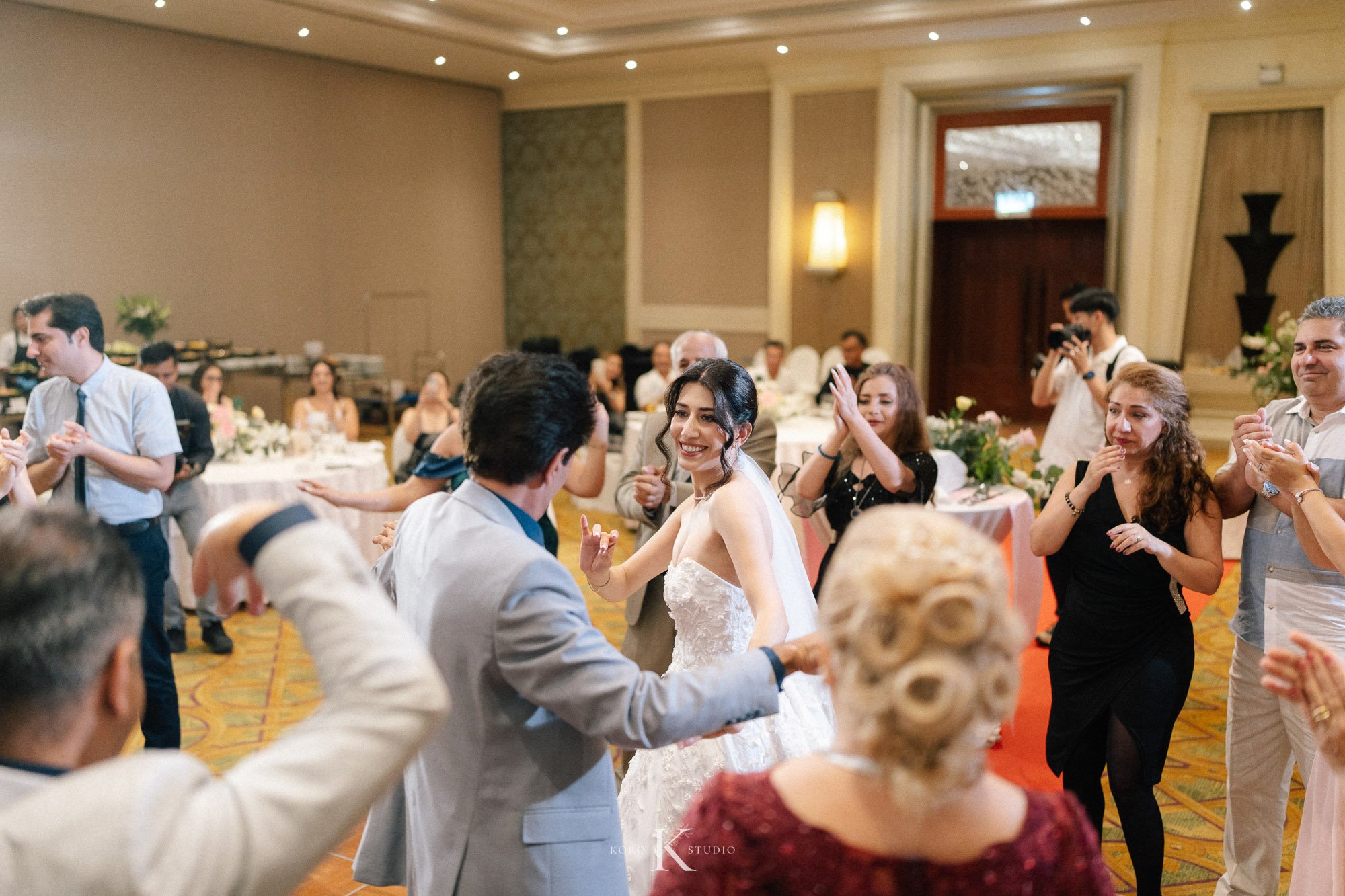 Dusit Thani Pattaya Wedding | Nafiseh & Ron’s Celebration 37 dusit thani pattaya wedding nafiseh ron 37 Dusit Thani Pattaya Wedding | Nafiseh & Ron’s Celebration