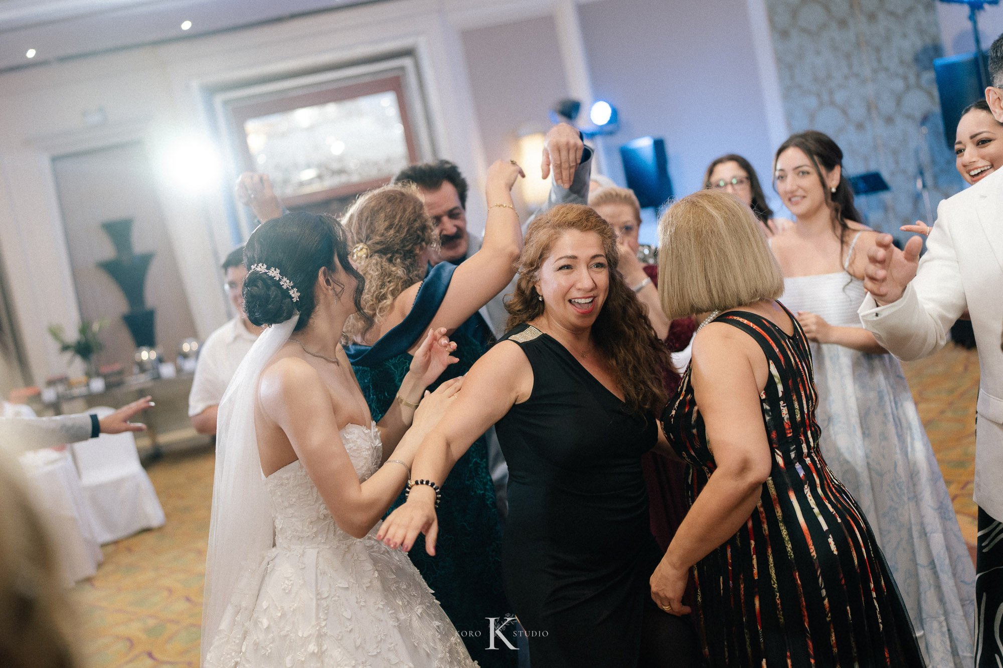Dusit Thani Pattaya Wedding | Nafiseh & Ron’s Celebration 52 dusit thani pattaya wedding nafiseh ron 52 Dusit Thani Pattaya Wedding | Nafiseh & Ron’s Celebration