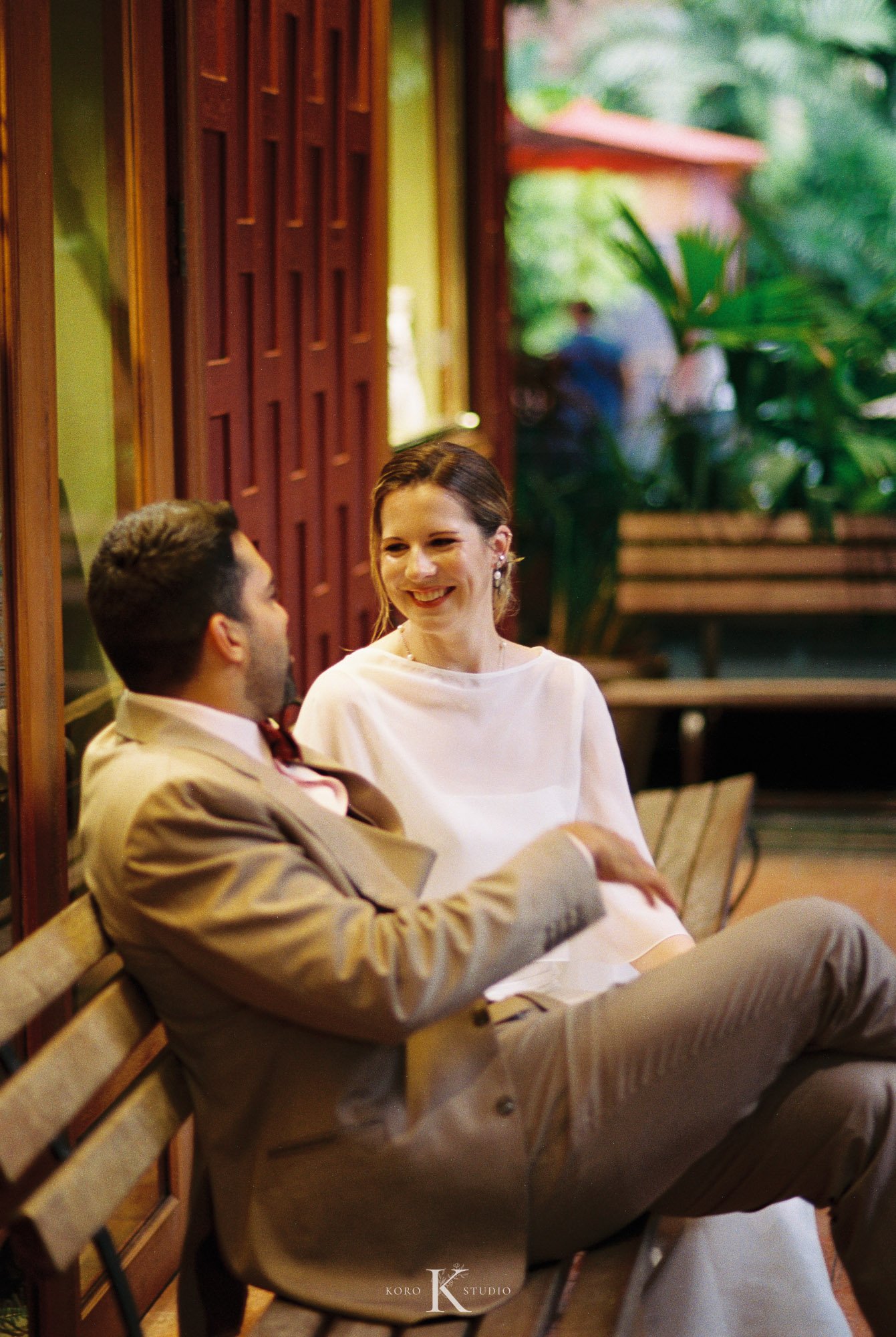 Jim Thompson House Bangkok Wedding | Kelsey & Marcos 16 jim thompson house bangkok wedding film photography kelsey marcos 16 Jim Thompson House Bangkok Wedding | Kelsey & Marcos