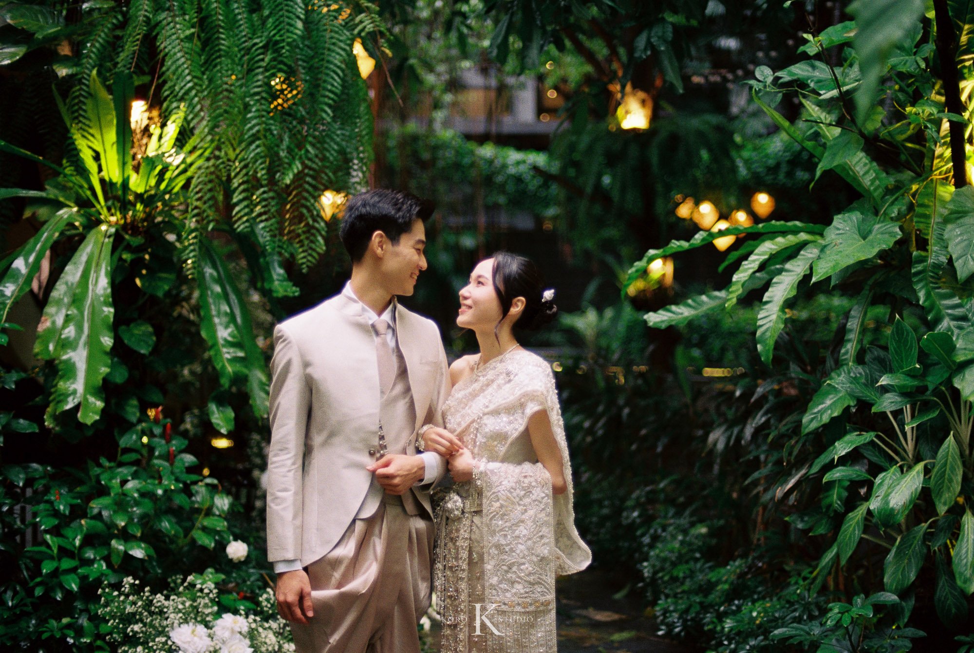 The Gardens of Dinsor Palace Wedding Film Photography 2 the gardes of dinsor palace wedding film photography 2 The Gardens of Dinsor Palace Wedding Film Photography