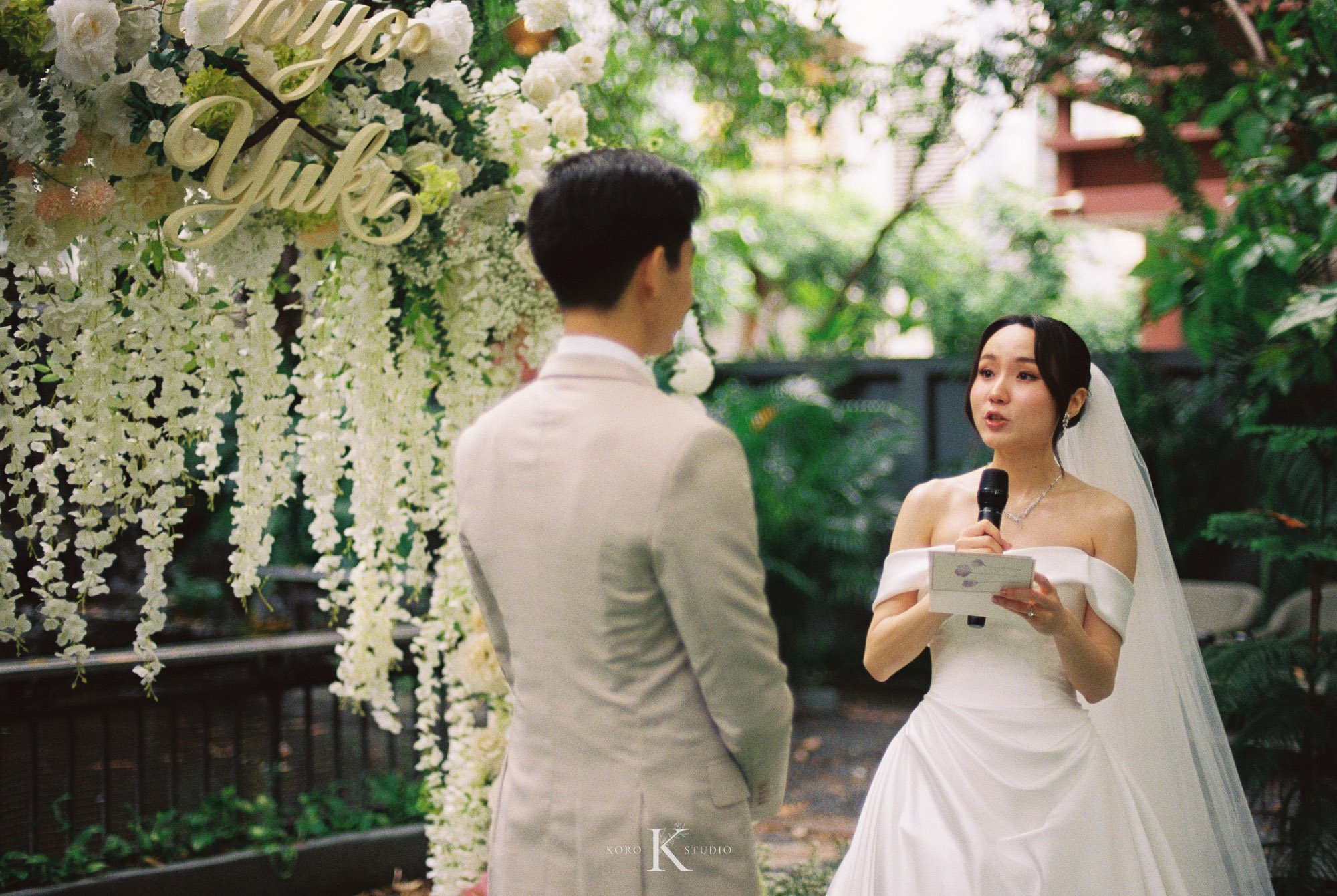 The Gardens of Dinsor Palace Wedding Film Photography 20 the gardes of dinsor palace wedding film photography 20 The Gardens of Dinsor Palace Wedding Film Photography
