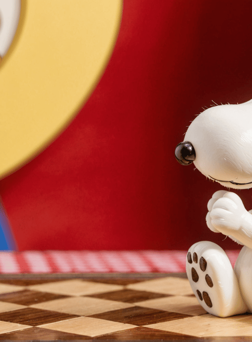 snoopy, chess piece