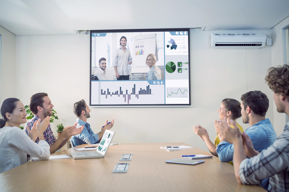 Importance-of-Smartboard-in-remote-meetings