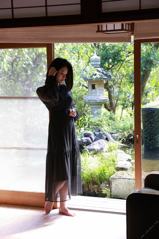 图片[13]-#Natsu Igarashi 五十岚夏 – Amaryllis 曼珠沙华 (2021-11-19) - 全本免费在线观看-阅图吧