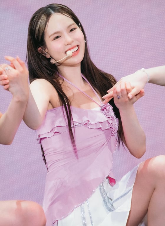 图片[33]-NiziU Live with U 2023 “COCO! nut Fes.” -Stadium Special- in ZOZO Marine Stadium LIVE Photobook - 在线免费观看-阅图吧