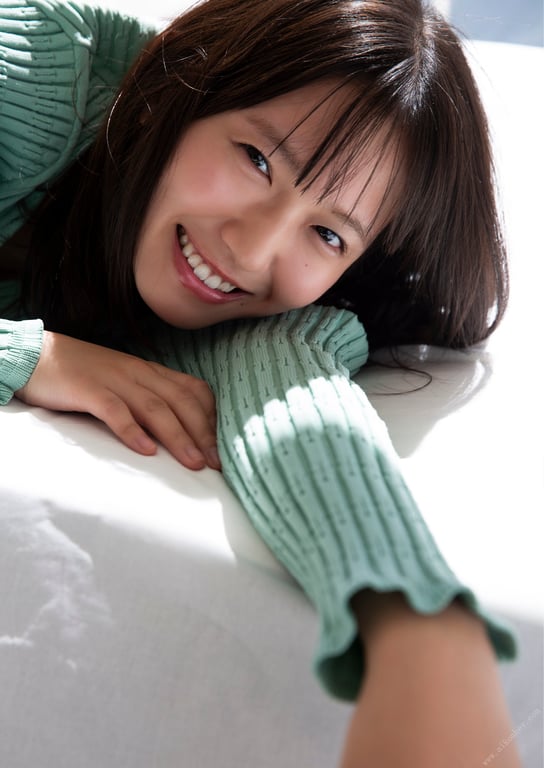 图片[2]-2024.05.09 【デジタル限定 YJ PHOTO BOOK】志田音々写真集「和音与圆圆。」 - 在线免费观看-阅图吧