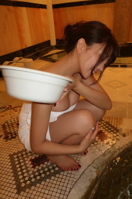 图片[40]-#森咲智美「秘汤的密会 DAY.1」 FRIDAY数字写真集 - 全本免费在线观看-阅图吧