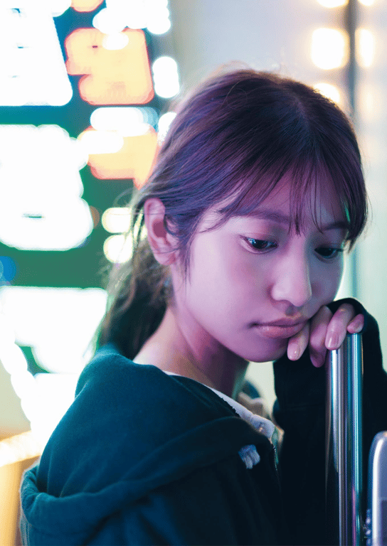 图片[18]-2024.12.19 山下Emily 1st写真集「SHY」 - 在线免费观看-阅图吧