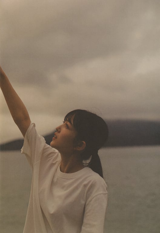 图片[117]-Shiori Kubo 久保史绪里 - 1st Photobook Intersection 交差点(23-07-11) - 在线免费观看-阅图吧