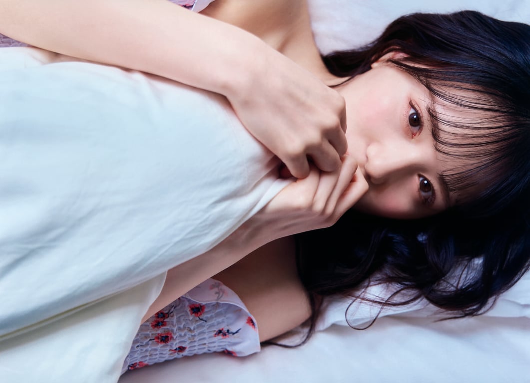 图片[23]-2024.10.07 (22∕7) 麻丘真央 1st写真集 『 光之镜 』 - 在线免费观看-阅图吧