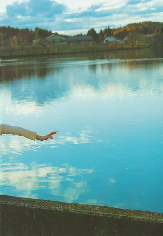 图片[10]-Shiori Kubo 久保史绪里 - 1st Photobook Intersection 交差点(23-07-11) - 在线免费观看-阅图吧