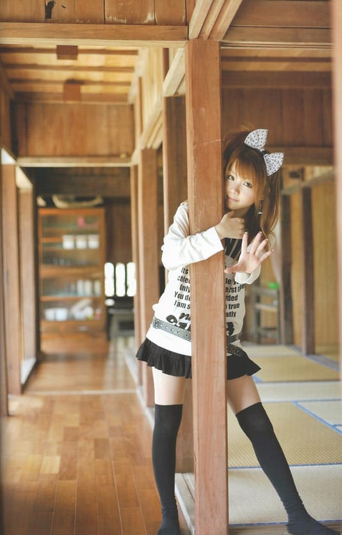 图片[26]-#モーニング娘。亀井絵里・道重さゆみ・田中れいな 写真集 亀井絵里 卒業記念 ハロハロ！Memories - 全本免费在线观看-阅图吧