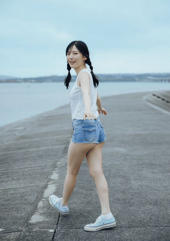 图片[13]-2024.08.28 由良yura 1st写真集 心动yura！ - 在线免费观看-阅图吧