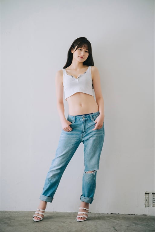 图片[4]-2024.10.01 貝賀琴莉「鸟鸣」【Young Champion Diggra】 - 在线免费观看-阅图吧