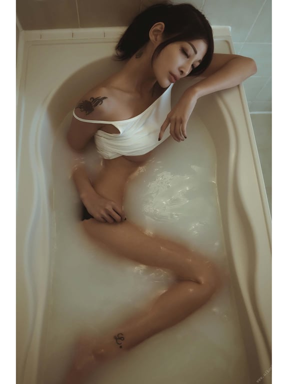 图片[81]-#傻傻曈 Tone Tone-曈心未泯個人寫真 (2019-10-24) - 全本免费在线观看-阅图吧