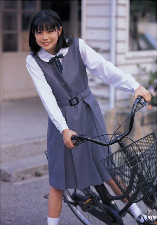 图片[32]-#Yuria Haga 芳贺优里亚 – Girl singing on a slope 坂道唱歌的少女 (2001-07-25) - 全本免费在线观看-阅图吧