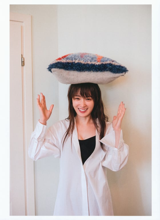 图片[119]-Kazumi Takayama 高山一実 - Monologue 独白 (2019-02-26)高山一実写真集 独白 - 在线免费观看-阅图吧