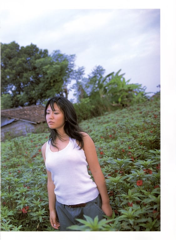 图片[109]-#Sayaka Isoyama 磯山沙也加 – Only You (2002-11) - 全本免费在线观看-阅图吧