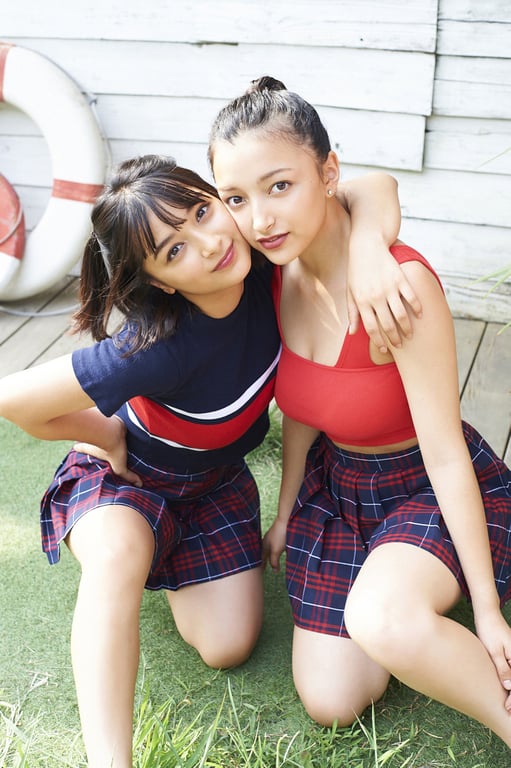 图片[32]-#エリマリ姉妹「Eri-Mari」ヤンマガデジタル写真集 - 全本免费在线观看-阅图吧