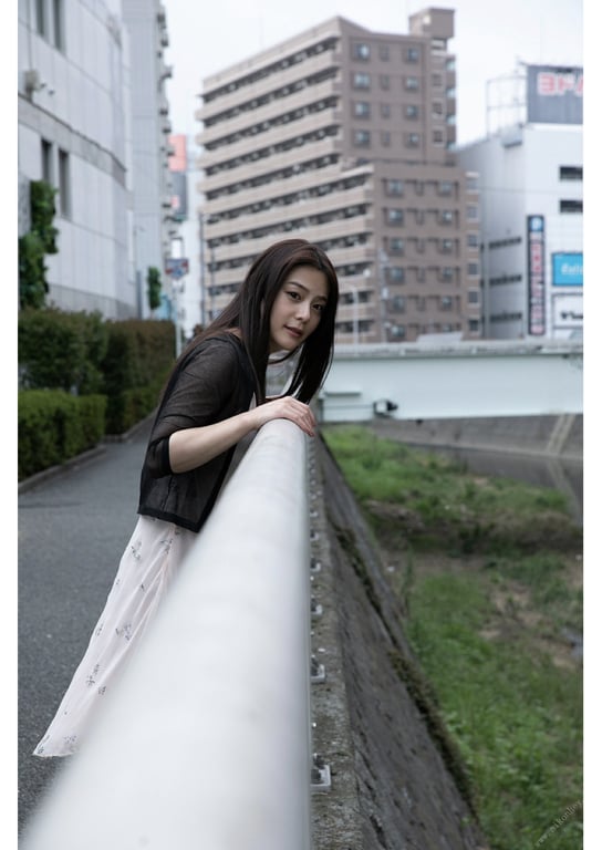 图片[98]-#Nene Yoshitaka 吉高宁宁 Love Hotel Weekly Post 周刊邮报数字写真集 (2019.09.09) - 全本免费在线观看-阅图吧