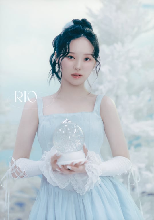 NiziU Live with U 2024-2025 “AWAKE” 宣传册-阅图吧