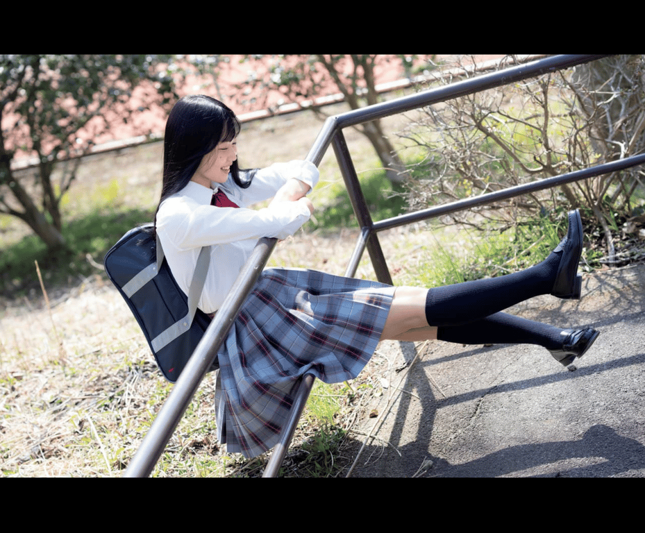 图片[4]-[FRIDAY] 2022.04.14 南美优香 灰姑娘☆女孩 - 在线免费观看-阅图吧