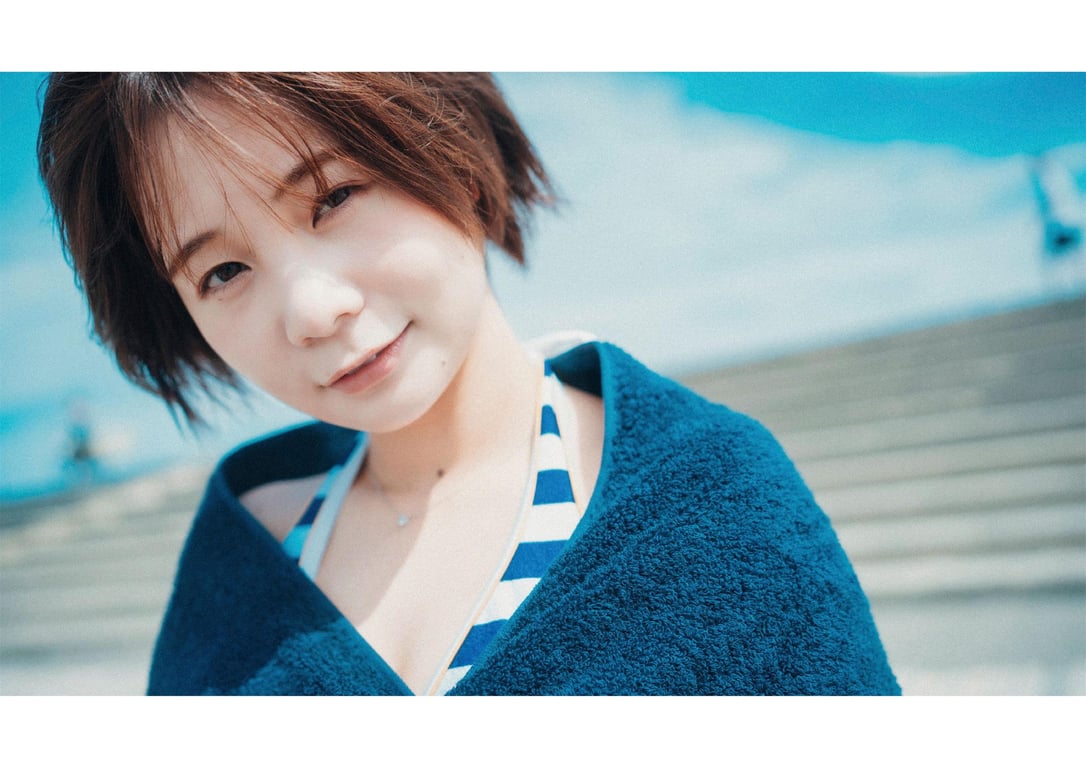 图片[42]-Mana 真奈 blue. ~ Mana Portrait Album ~ (Wunder_Publishing_House.) - 在线免费观看-阅图吧