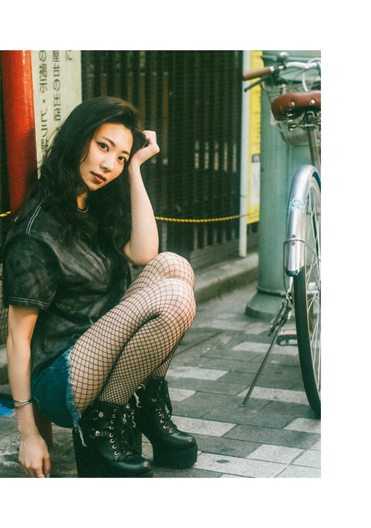 图片[13]-#NEWLOOK【girl meets street】山岸逢花 - 在线免费观看-阅图吧