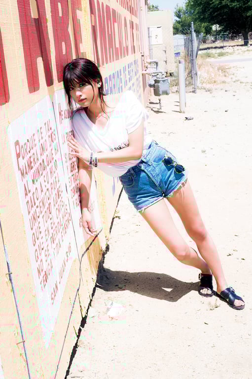 图片[130]-【電子版だけの特典カットつき！】久松郁実写真集 LA - 在线免费观看-阅图吧