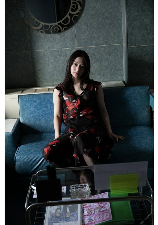 图片[5]-#Nene Yoshitaka 吉高宁宁 Love Hotel Weekly Post 周刊邮报数字写真集 (2019.09.09) - 全本免费在线观看-阅图吧